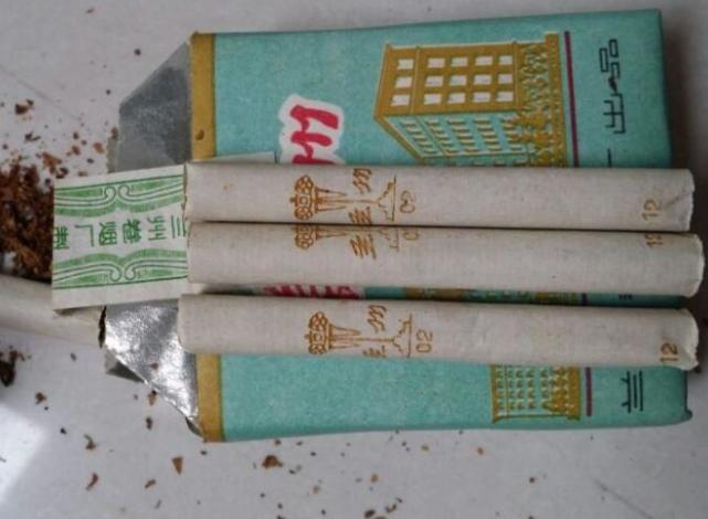 那些迷茫的夜晚，你可曾在黄河边上抽过一支名叫兰州的烟