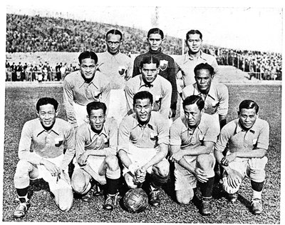 为国争光的名人与事迹,民国足球名将李惠堂图片高清