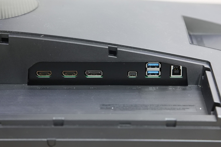 三星uh850显示器,三星量子点显示器uh850