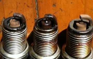 汽车火花塞常见故障及处理方法,汽车火花塞坏了发动机显示故障码
