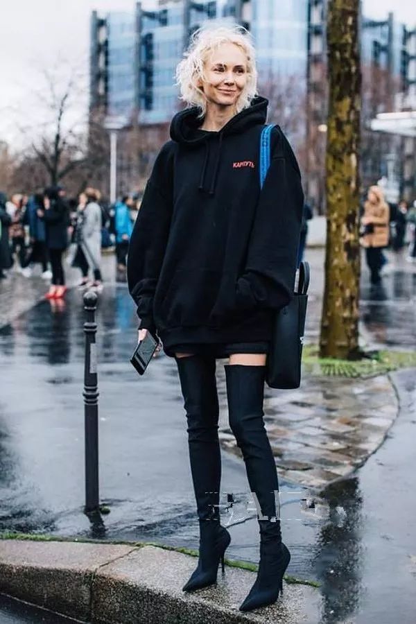 秋冬长筒靴潮搭技巧,秋冬靴子怎么挑