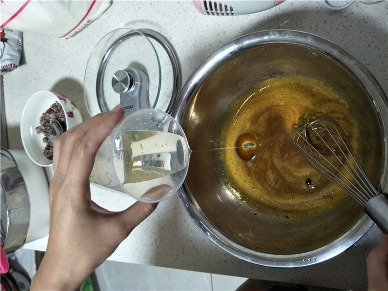 六寸香蕉戚风蛋糕的做法,八寸香蕉戚风蛋糕的配方