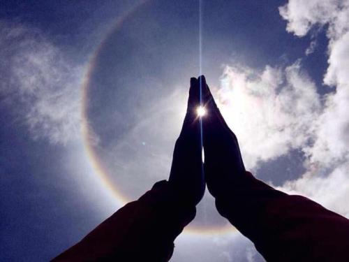 2018狗年属鼠人的运势,属鼠的人2022狗年全年运程