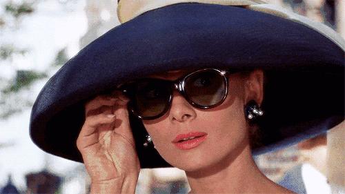 你只知道小怪兽包包火，仙女们已经在追Fendi手表了