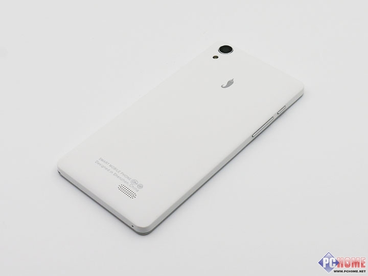 499元双卡全网小辣椒国民全网通评测