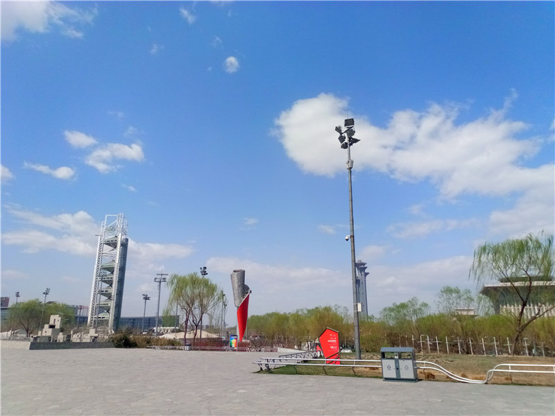 金立翻盖天鉴w909,金立天鉴w909是老人机吗