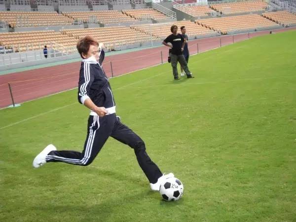 业余球员该用什么球线,业余球员挑球技巧视频教学