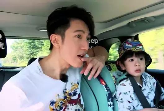 baby变身视频,顶级杀手变身超级奶爸