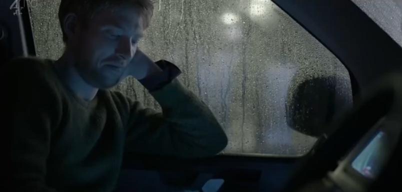 男友车祸去世女友开棺取骨陪伴,男友车祸去世后女孩召唤灵魂