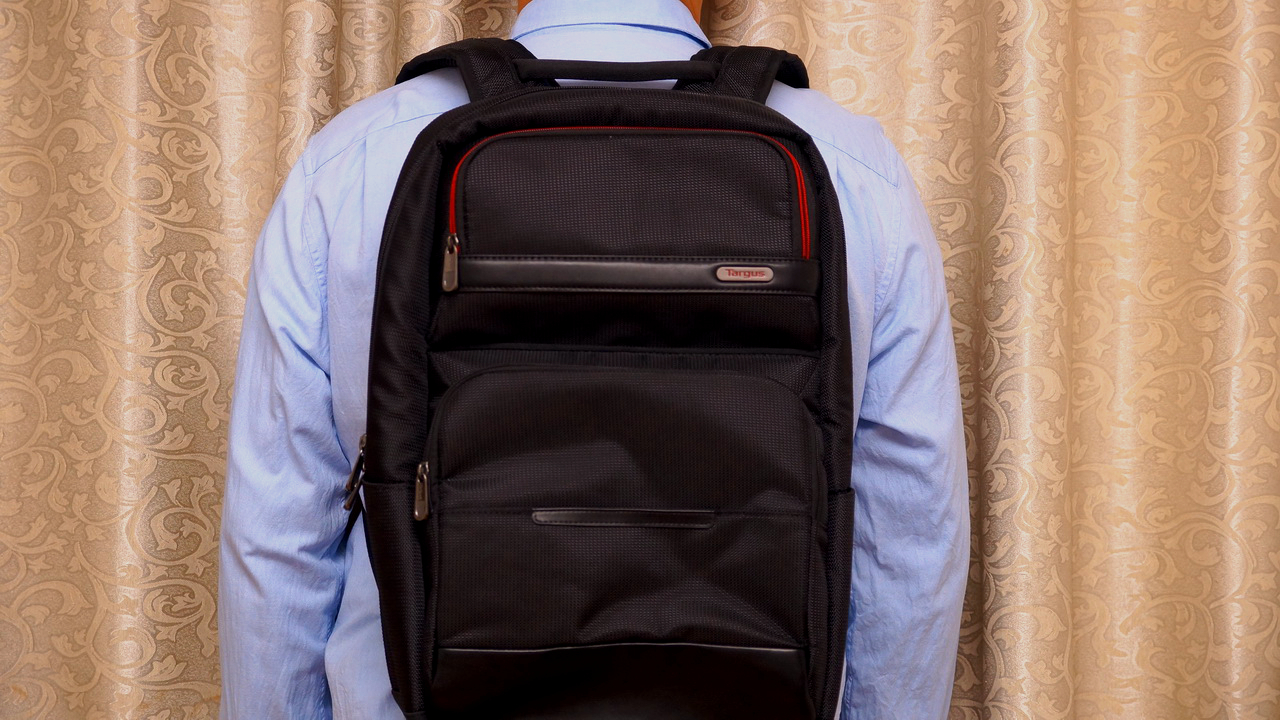 背负舒服又不失体面的商务背包,背负系统好的商务双肩包