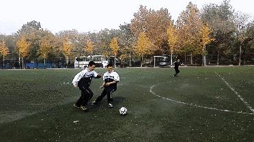 校园足球陈老师,踢足球陈老师