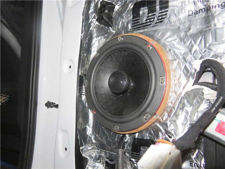 途胜改装喇叭框架,乌鲁木齐途胜音响改装