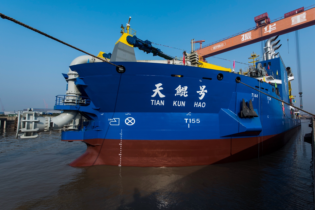 天鲲号航母下水照片,天鲲号简介