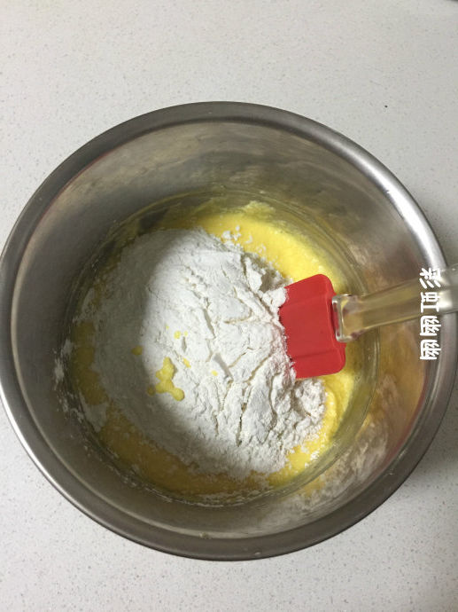 核桃蔓越莓玛芬,少女心的蔓越莓玛芬蛋糕