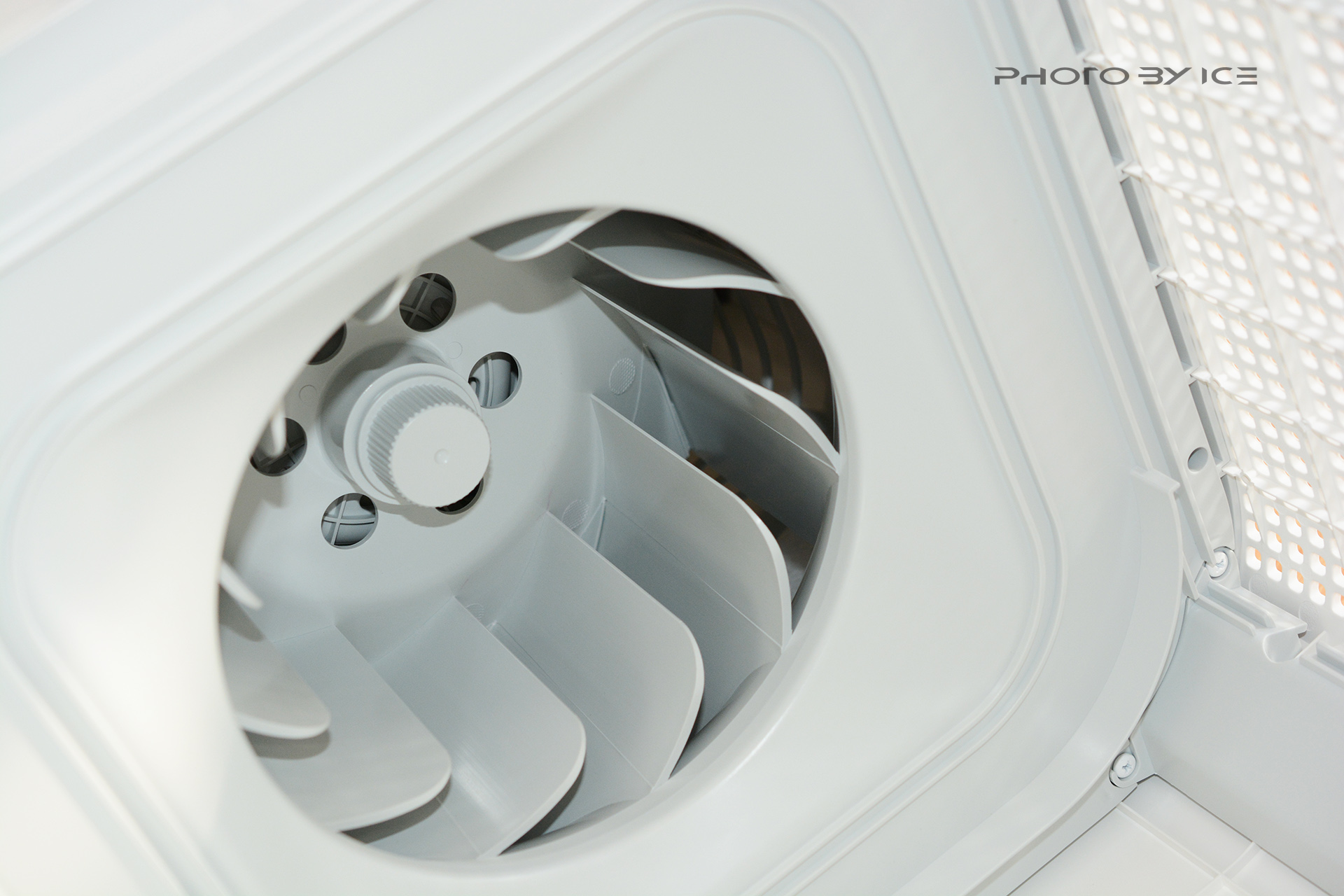 老罗测评锤子空气净化器,老罗空气清新机