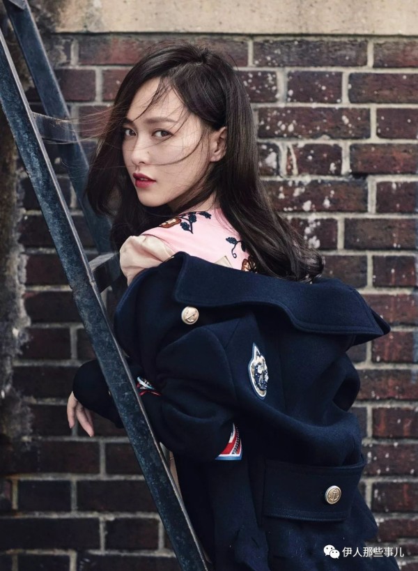 唐嫣衣着宽松引争议,唐嫣气质穿搭