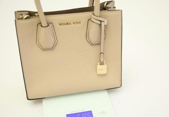 杨幂mk黑包包,杨幂mk包推荐