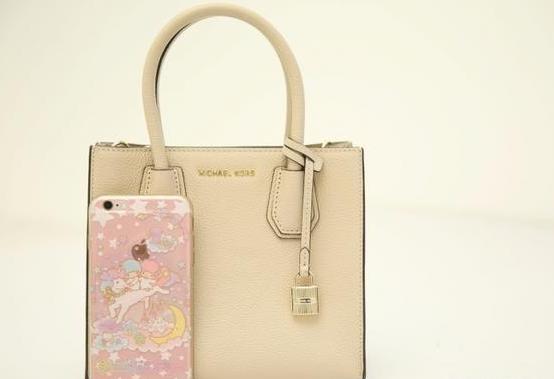 杨幂mk黑包包,杨幂mk包推荐