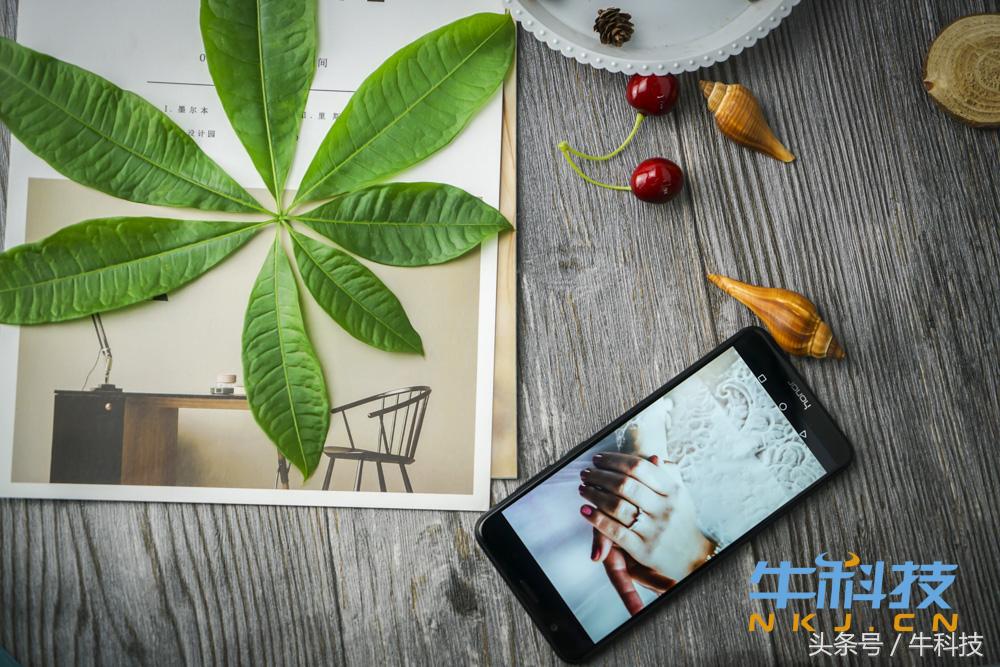 荣耀畅玩7x评测,荣耀7x的千元手机