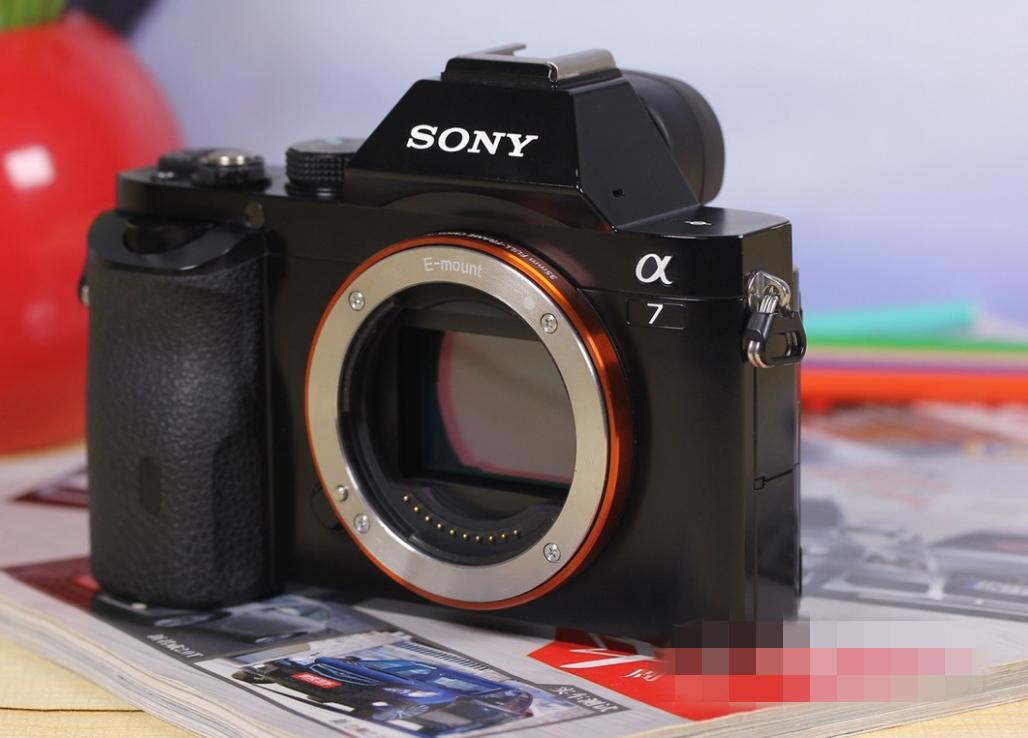 尼康d610和佳能6d对焦点,全画幅单反推荐入门a7