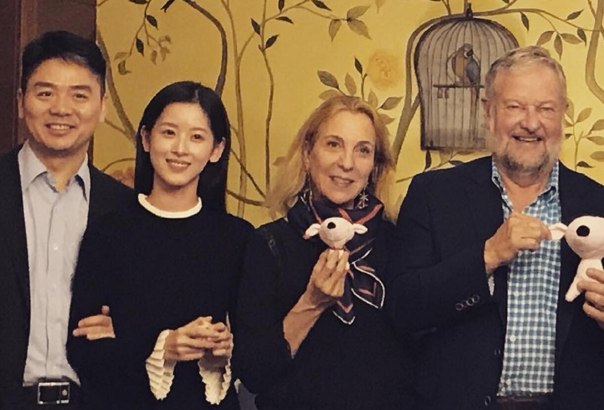 章泽天吴卓林生日时的待遇差别告诉我们，星座不靠谱，关键嫁对人