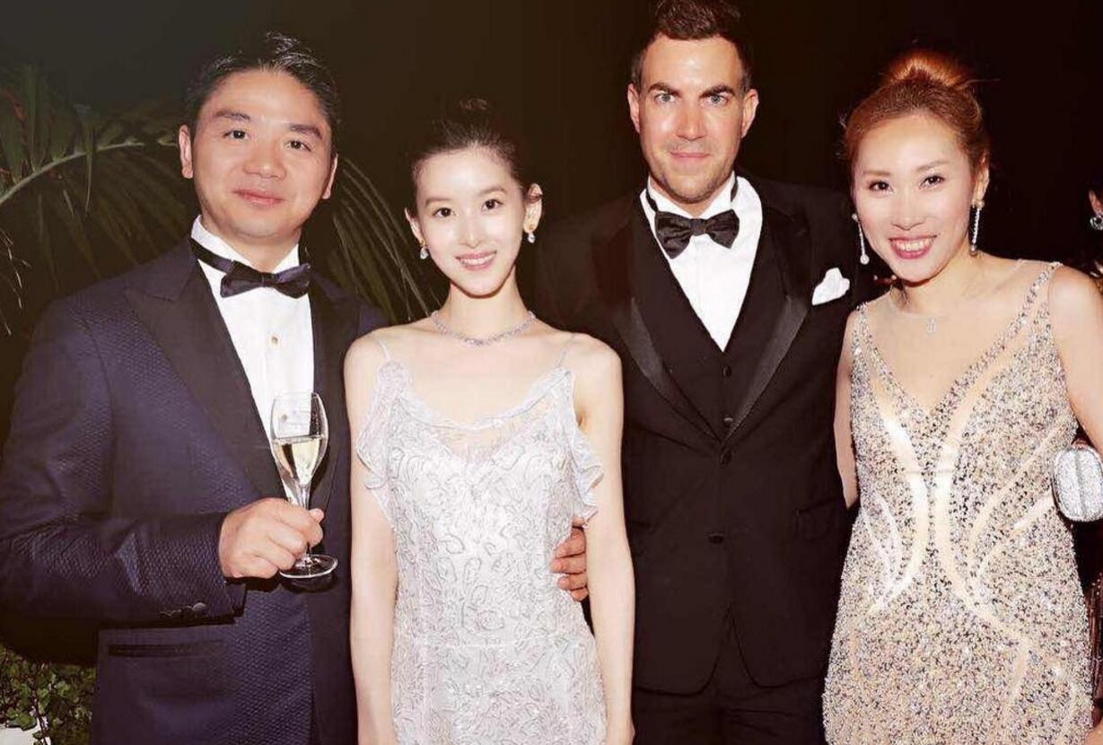 章泽天吴卓林生日时的待遇差别告诉我们，星座不靠谱，关键嫁对人