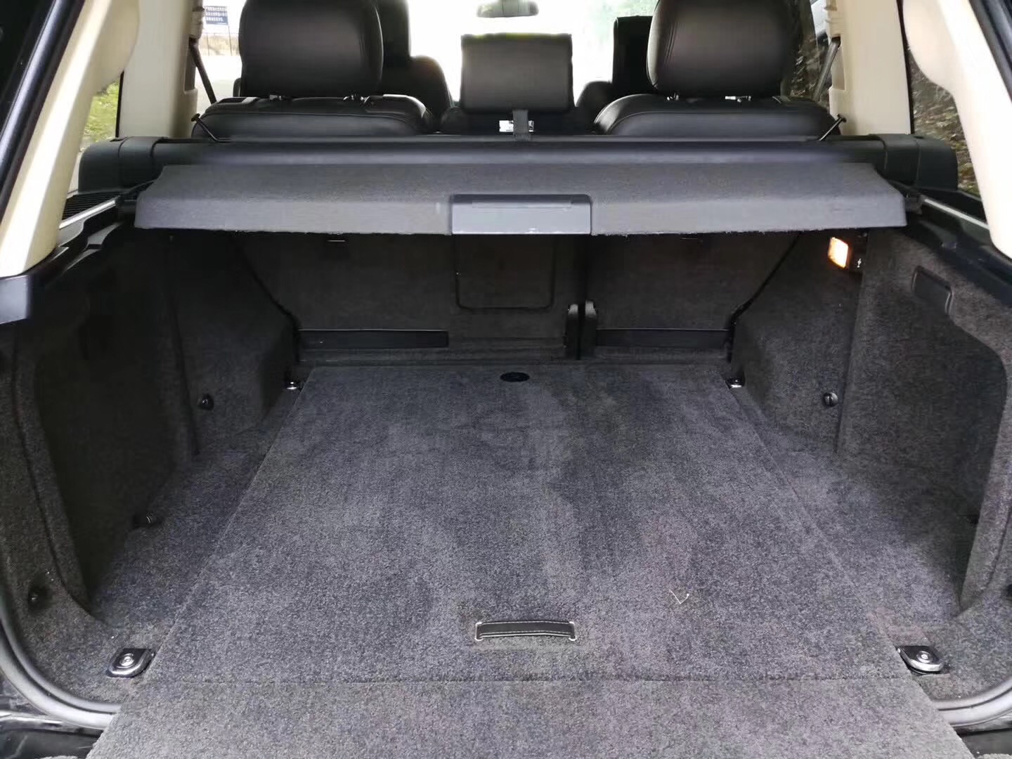 全新揽胜行政落地价,揽胜行政版落地价多少钱