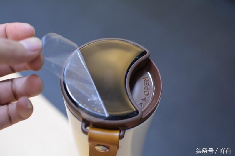 可以用来玩游戏的水杯-吻吻鱼智能咖啡杯