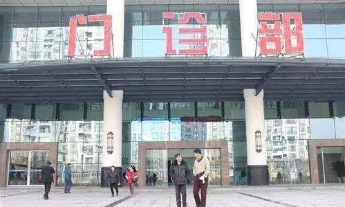 嗓子干嗓子痒可以喝绿豆汤吗,秋冬嗓子干痒咳喝什么汤