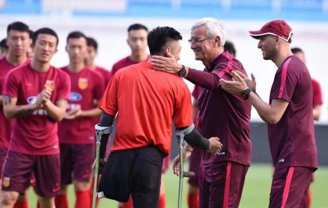 涓浗鐙吙瓒崇悆灏戝勾,涓浗瓒崇悆灏戝勾鎰熷姩瑙嗛