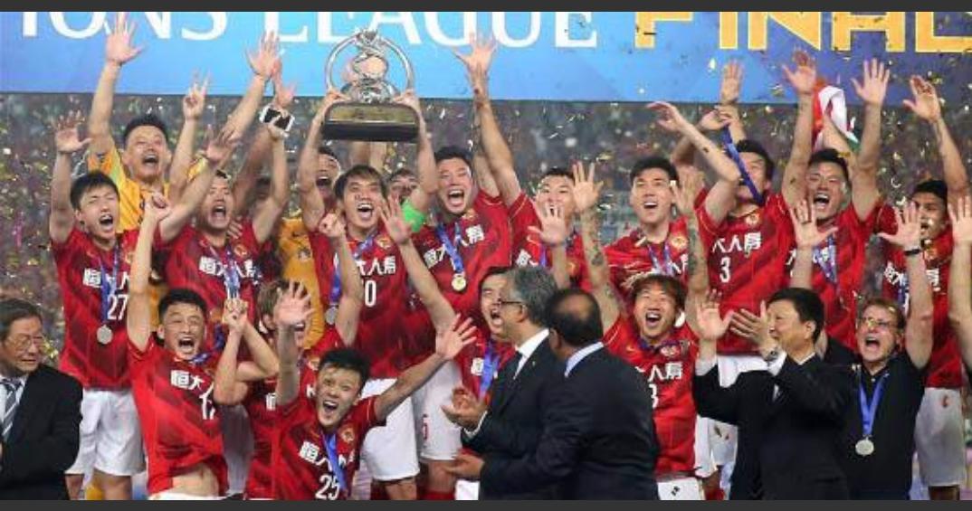 中国足球联赛捞钱,中国足球队一群千万富翁踢球