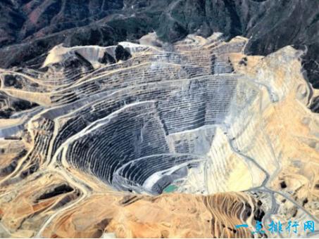 美国版的“愚公移山”宾汉峡谷铜矿高山变为千米巨坑