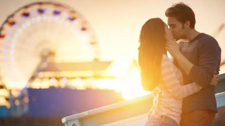 若有一天,女人们不再想结婚了……丨青音对话李筱懿