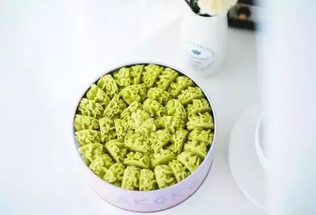 每小时卖出200+盒，这款海归男硕士研发的人气曲奇