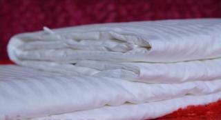 真正的蚕丝被价格一般是多少,蚕丝被为啥价格差别那么大