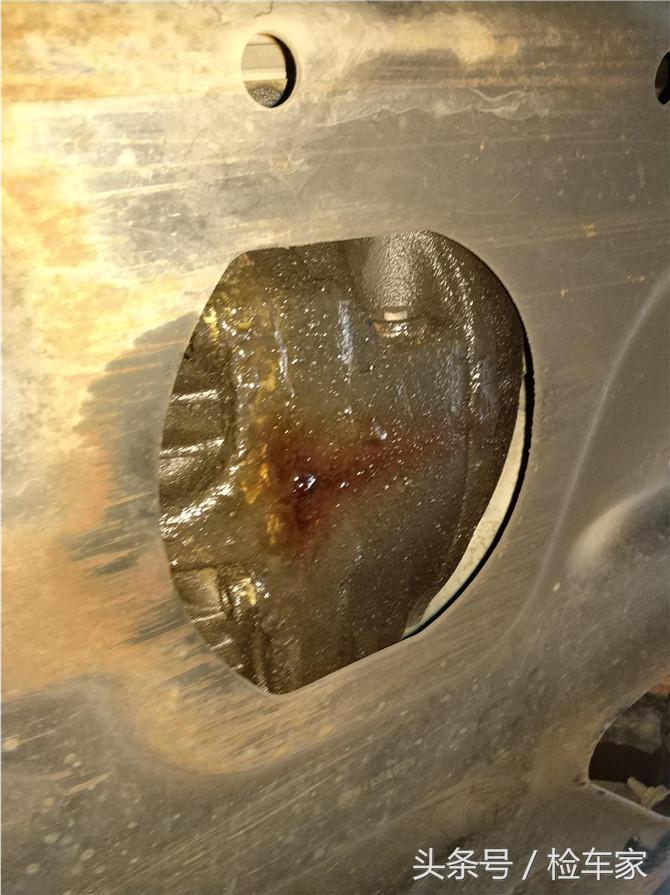 14年和15年的大切诺基,为情怀买单不值得