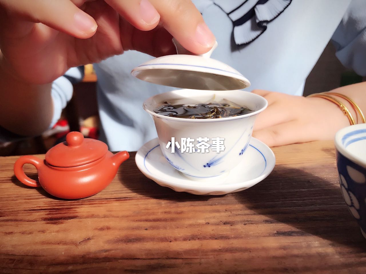 武夷岩茶多少度水冲泡最好呢,武夷岩茶多少度水冲泡最好