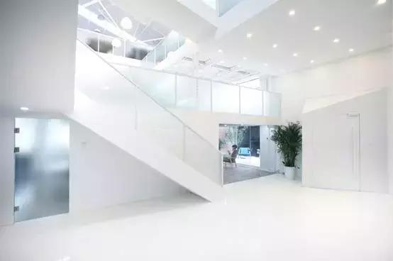 共享行业最难做的生意,他却能做到估值过亿还挤进前三,凭啥?