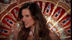 维密施华洛世奇秀服,施华洛世奇时装秀视频