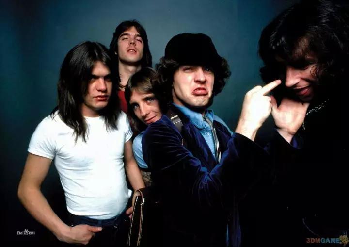 15岁斗琴碾压老师、62岁穿校服甩头，他说自己要躁到下个世纪！