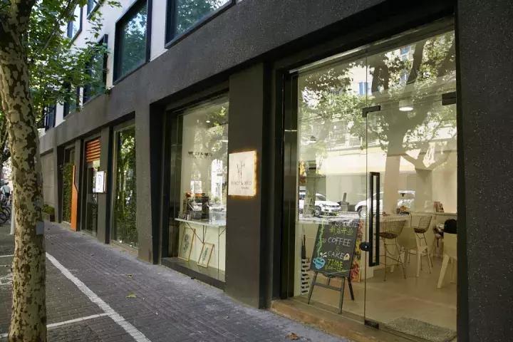 纪梵希37丝绒限定,甜品界品牌