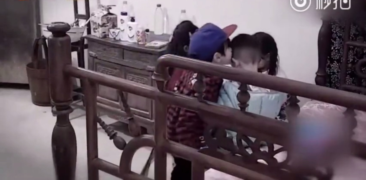 neinei被嗯哼亲,嗯哼亲neinei