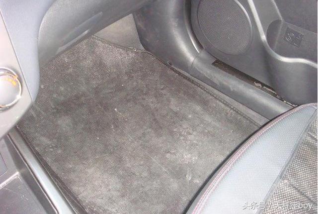 起亚双门轿跑,起亚速迈小轿跑