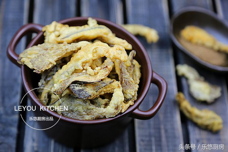 干野生蘑菇和肉怎么炒都好吃,各种蘑菇的做法大全炸着吃