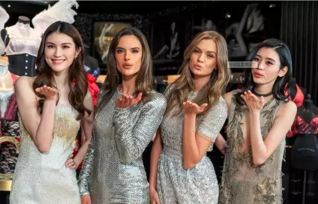 奚梦瑶维密摔倒后维密态度,维密秀奚梦瑶为什么摔跤