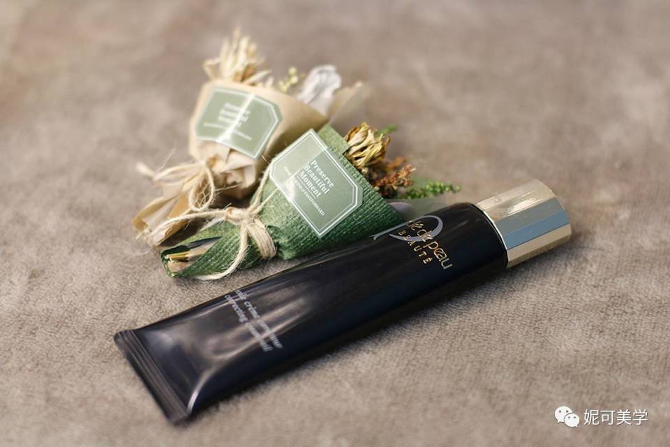 底妆怎么化干净服帖不脱妆斑驳,妆前乳拯救底妆