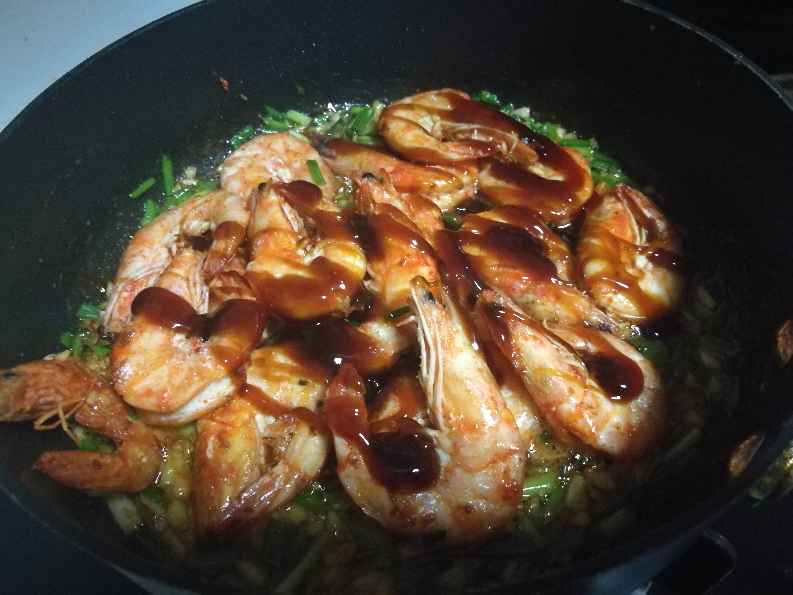 烧大虾教程,烧大虾家常做法小视频