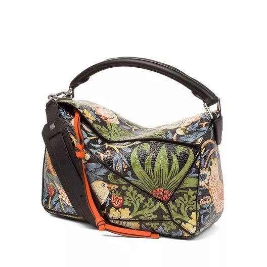 圣诞节礼物送礼攻略2021,圣诞节过了送礼给女朋友好吗