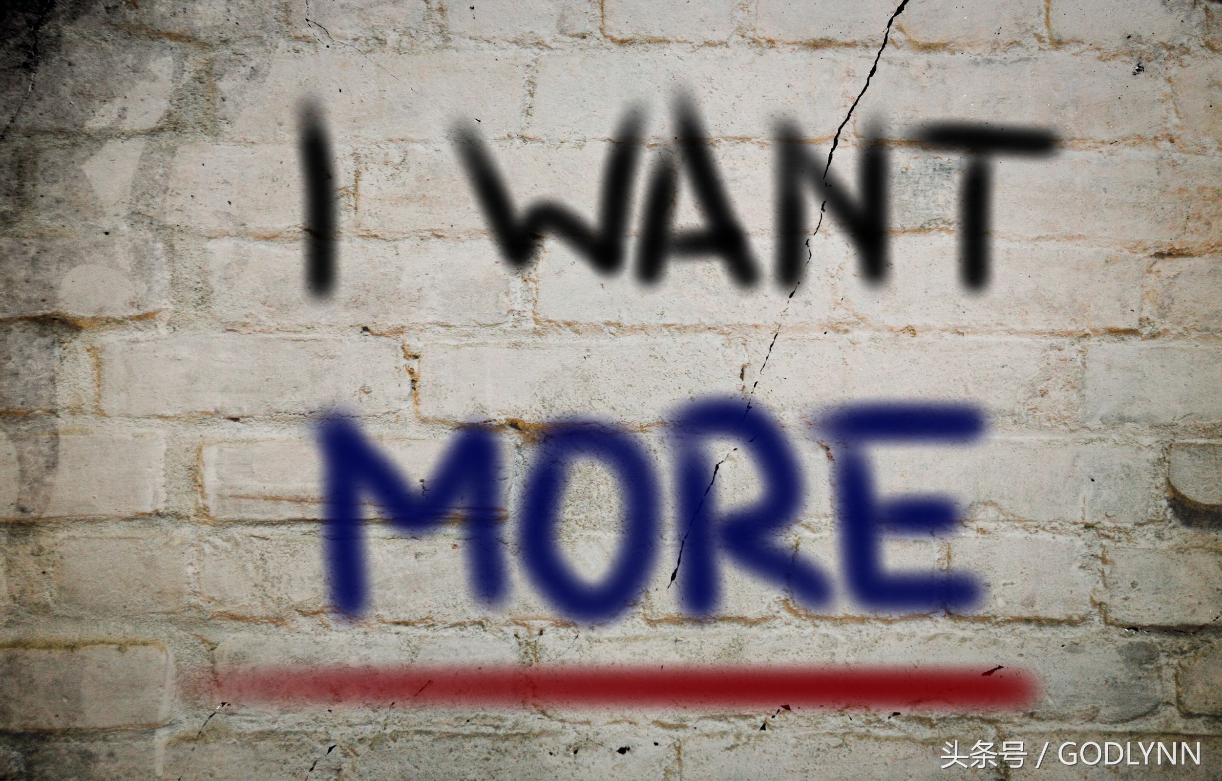 「GODLYNN」7年总监教你2个技巧，这样写文案既赚粉丝又赚口碑