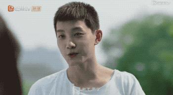 高甜校草范世錡示范男友正确打开方式偶像剧也能看出演技？